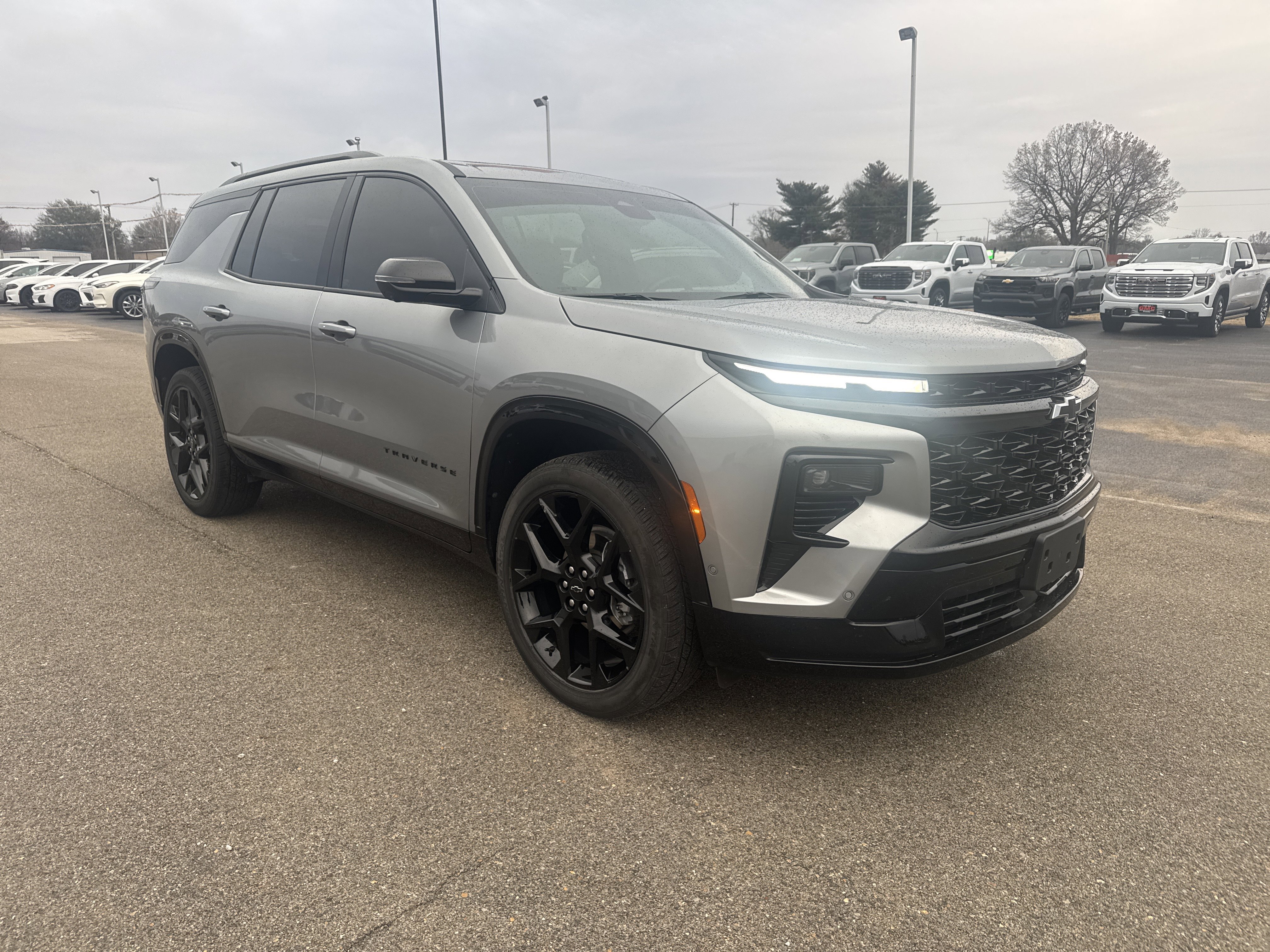 Used 2024 Chevrolet Traverse RS w/ LPO, Floor Liner Package image 7