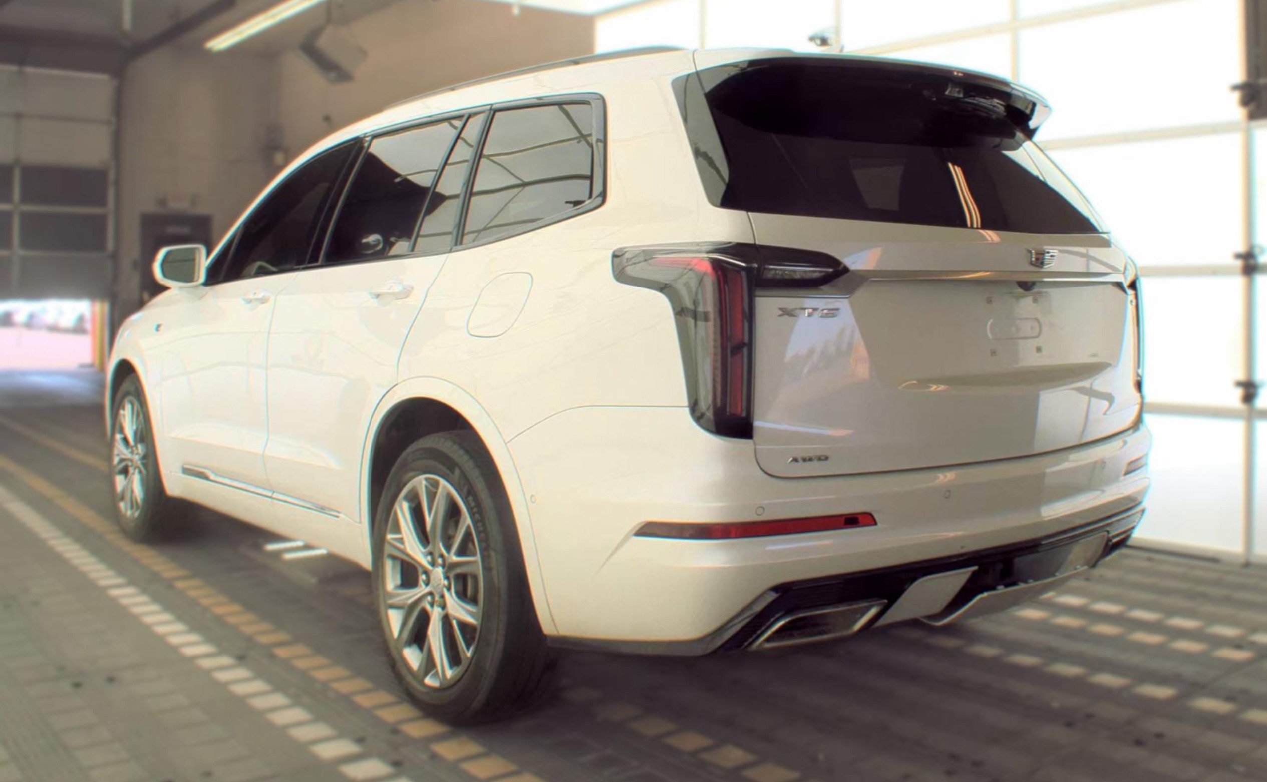Used 2020 Cadillac XT6 Sport w/ Platinum Package AWD/4WD image 5