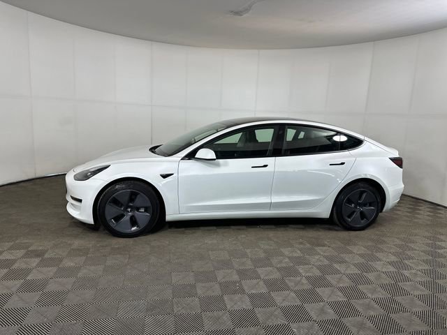 Used 2023 Tesla Model 3 Standard Range image 6