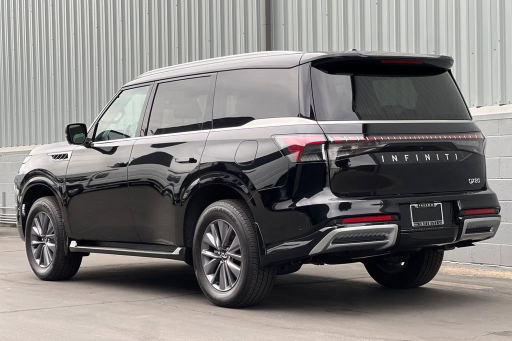 Used 2025 INFINITI QX80 Pure w/ Cargo Package image 6