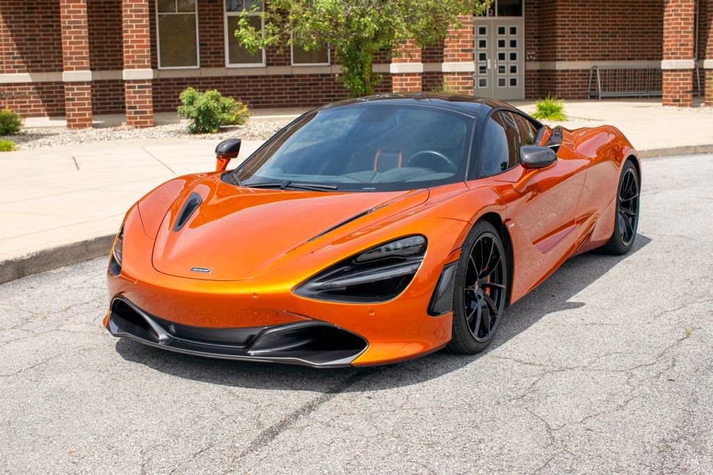 Used 2018 McLaren 720S Performance RWD image 3