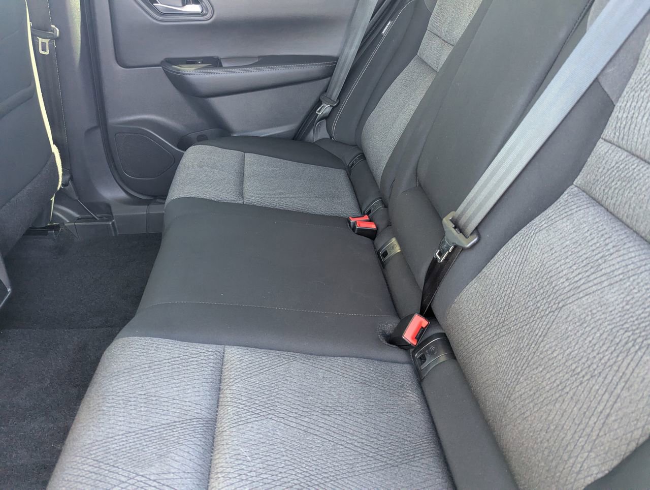 Certified 2025 Nissan Rogue SV FWD image 14