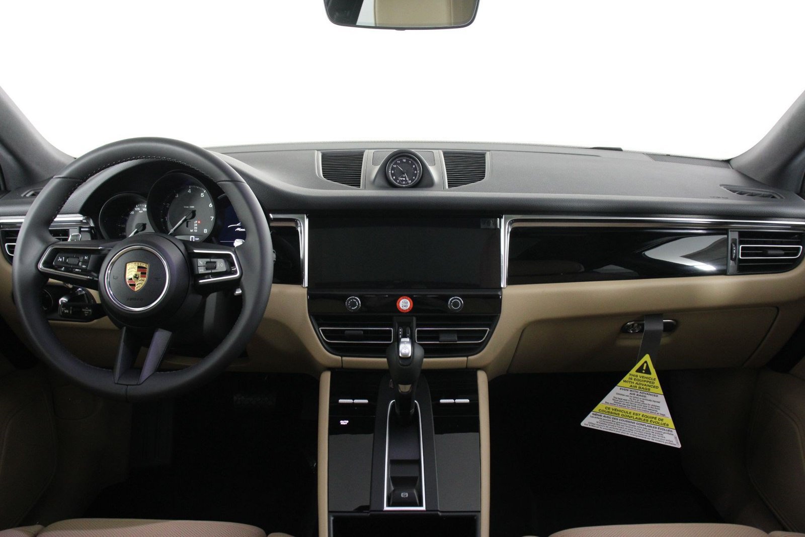 New 2026 Porsche Macan AWD/4WD image 11