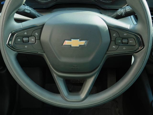 Used 2024 Chevrolet Trax LS w/ LS Convenience Package image 8