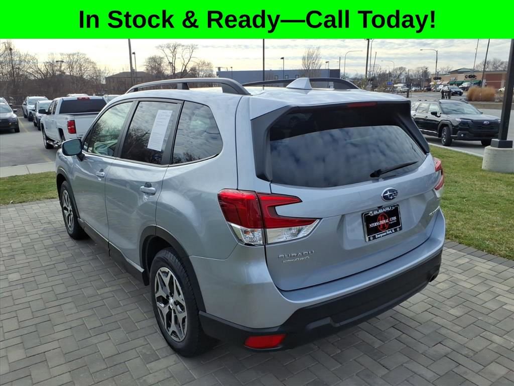 Certified 2021 Subaru Forester Premium image 5
