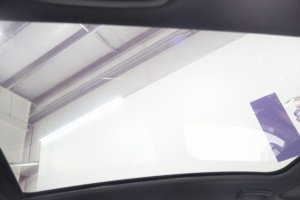 Used 2021 Volkswagen ID.4 Pro S image 25