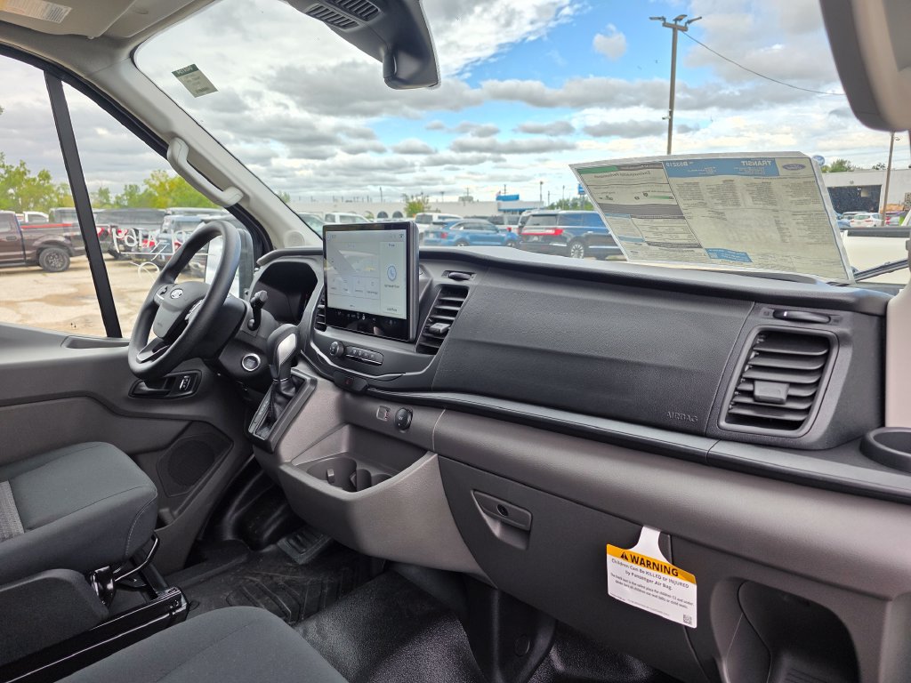 New 2026 Ford Transit 250 148 Medium Roof w/ Load Area Protection Package RWD image 21