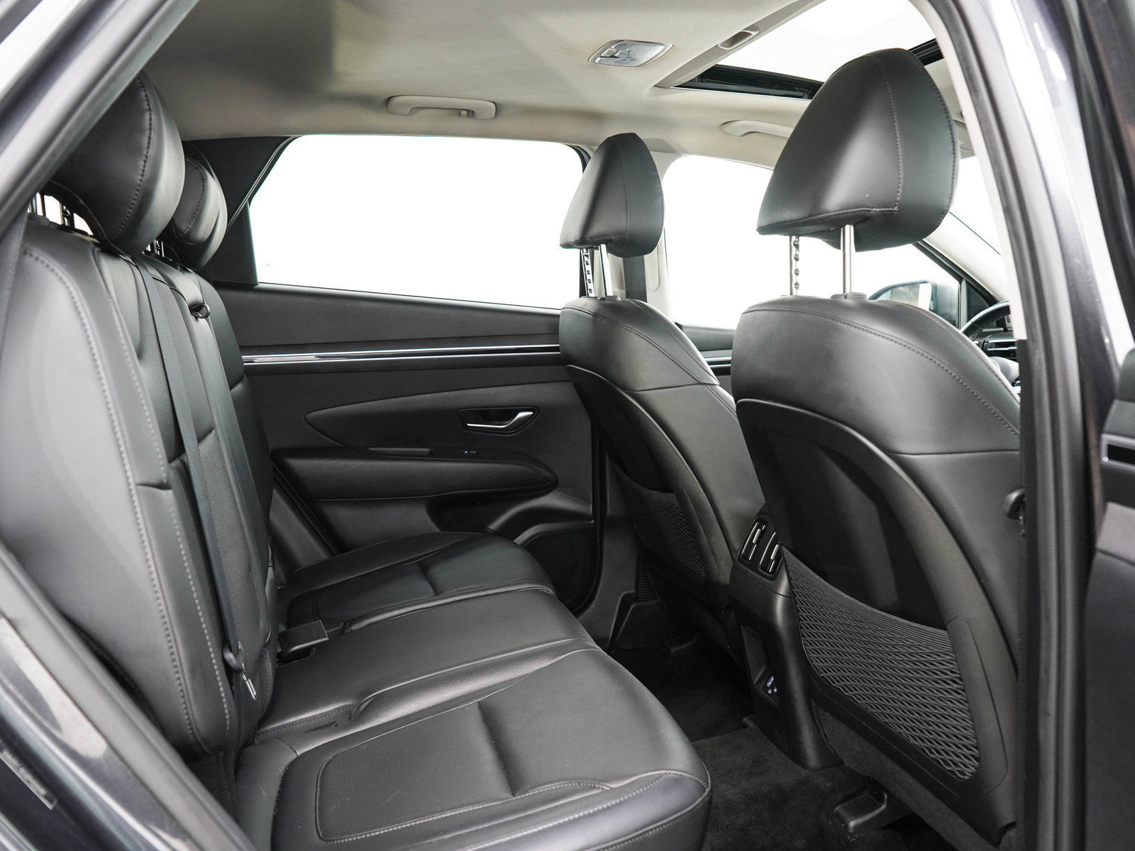 Used 2023 Hyundai Tucson SEL w/ Convenience Package AWD/4WD image 16