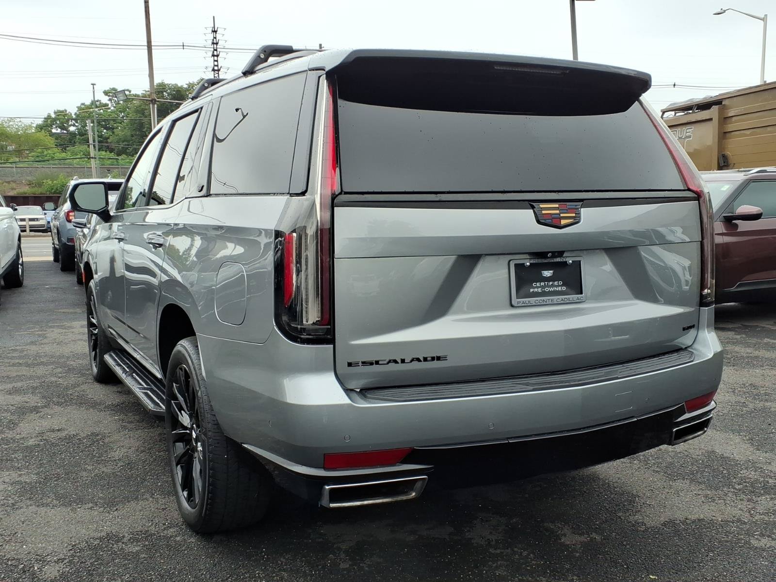 Certified 2023 Cadillac Escalade Premium Luxury w/ LPO, Floor Liner Package AWD/4WD image 7