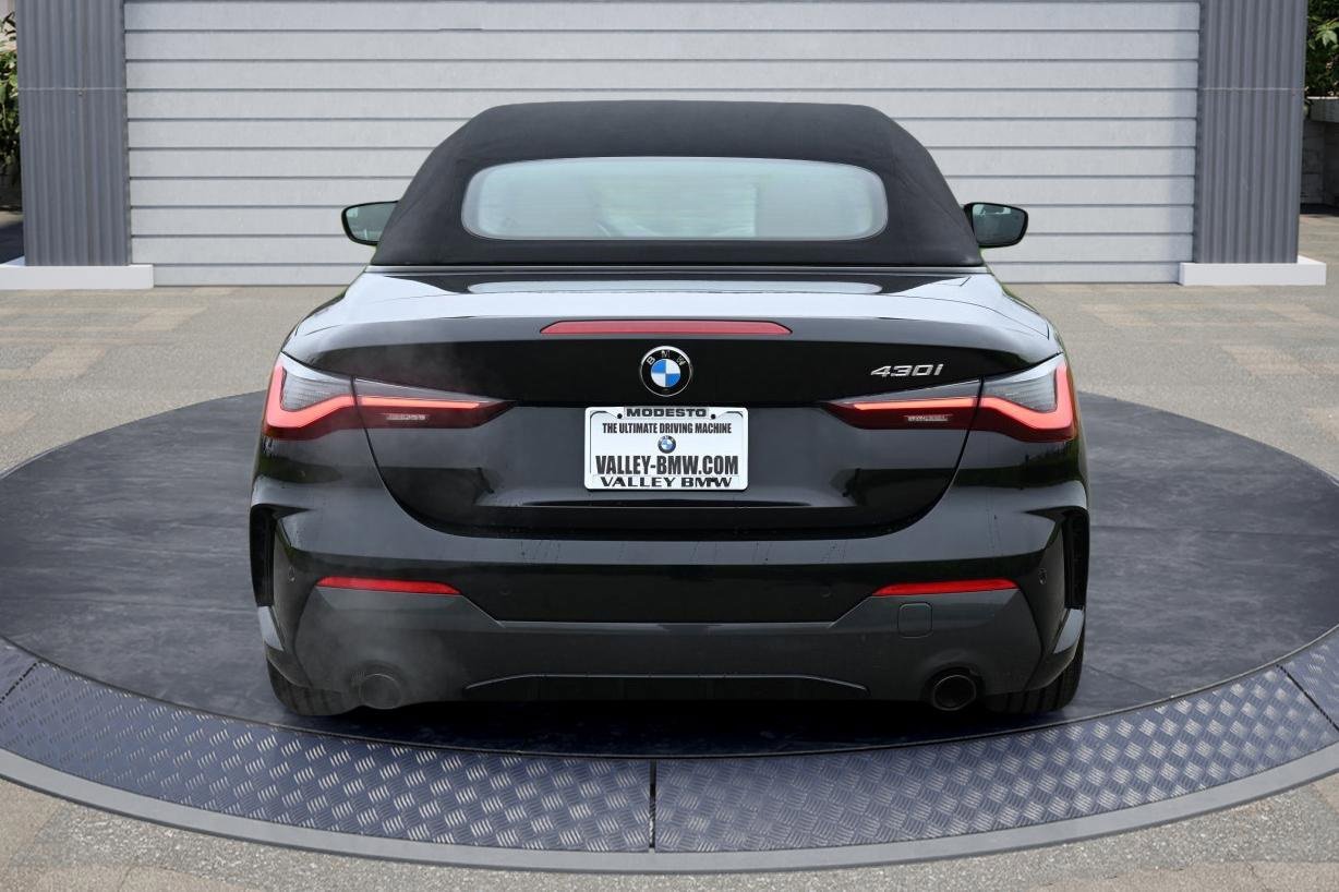 Used 2023 BMW 430i 430i w/ M Sport Package image 4