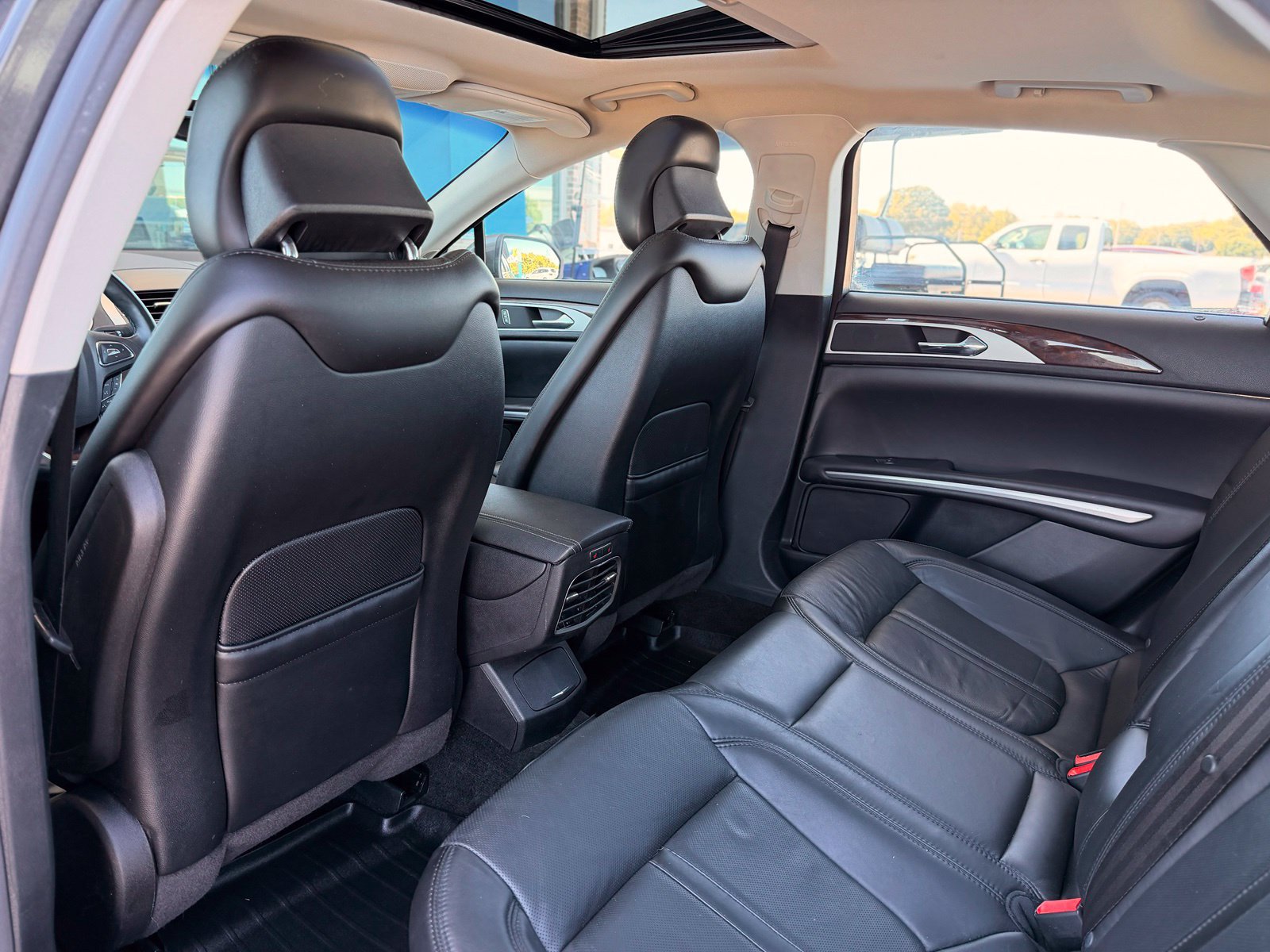 Used 2016 Lincoln MKZ Hybrid w/ Equipment Group 600A Reserve FWD image 22
