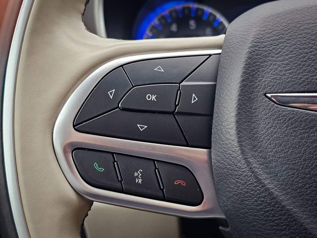 Used 2019 Chrysler Pacifica Limited FWD image 21