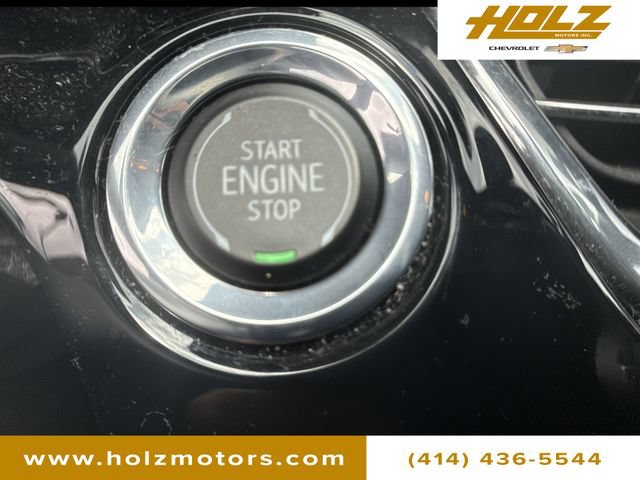 Certified 2025 Chevrolet Trax RS w/ Driver Confidence Package FWD image 16