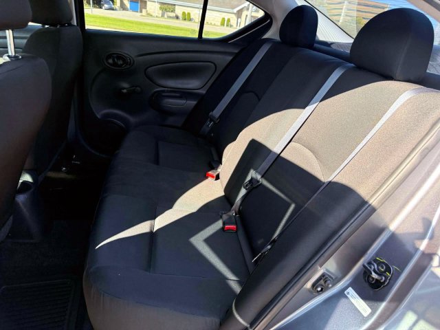 Used 2019 Nissan Versa S FWD image 13