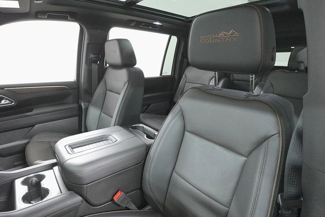 Used 2024 Chevrolet Suburban High Country w/ Premium Package image 11