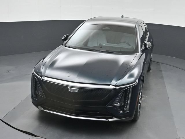 Used 2024 Cadillac Lyriq Sport w/ LPO, Floor Liner Package AWD/4WD image 43