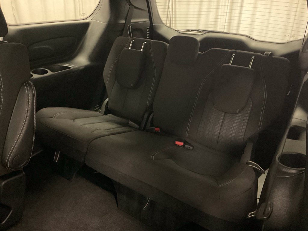 Used 2024 Chrysler Pacifica Touring FWD image 23