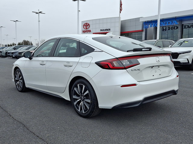 Certified 2022 Honda Civic EX-L image 4