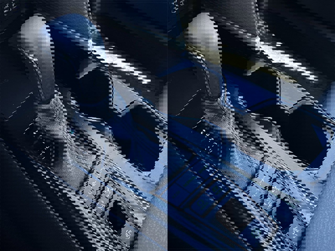 Used 2025 Toyota Camry SE image 17