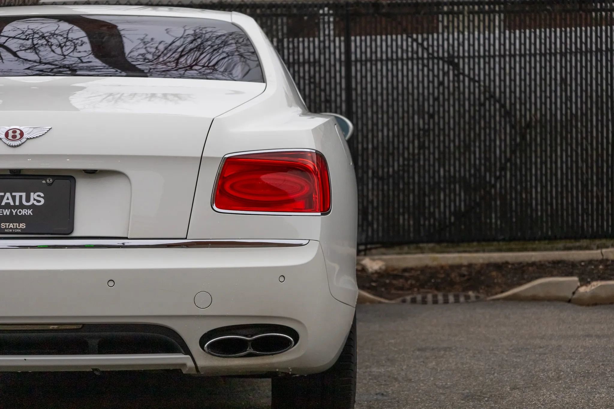 Used 2015 Bentley Flying Spur V8 image 25