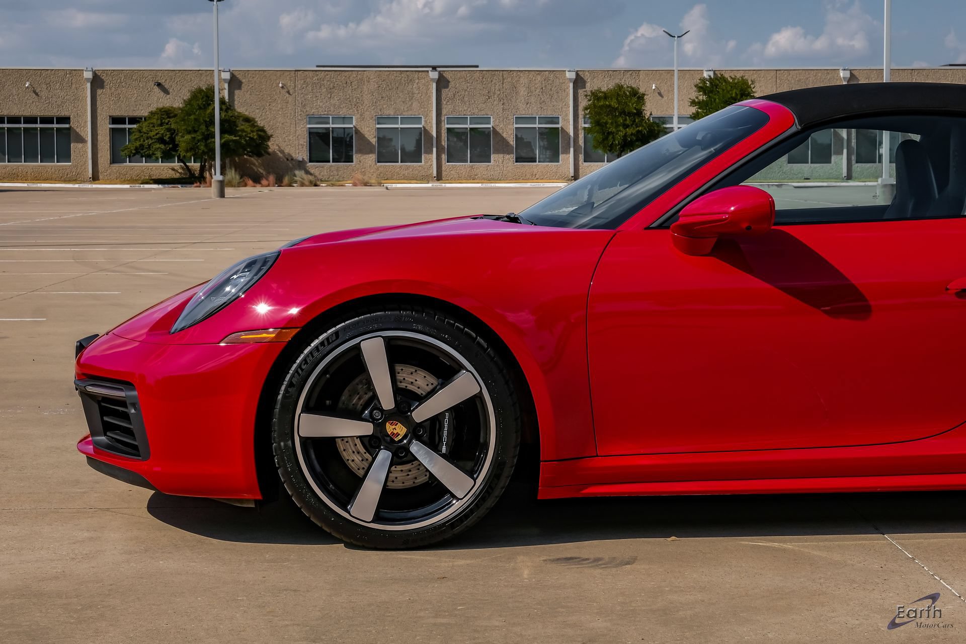 Used 2023 Porsche 911 Targa 4S AWD/4WD image 9