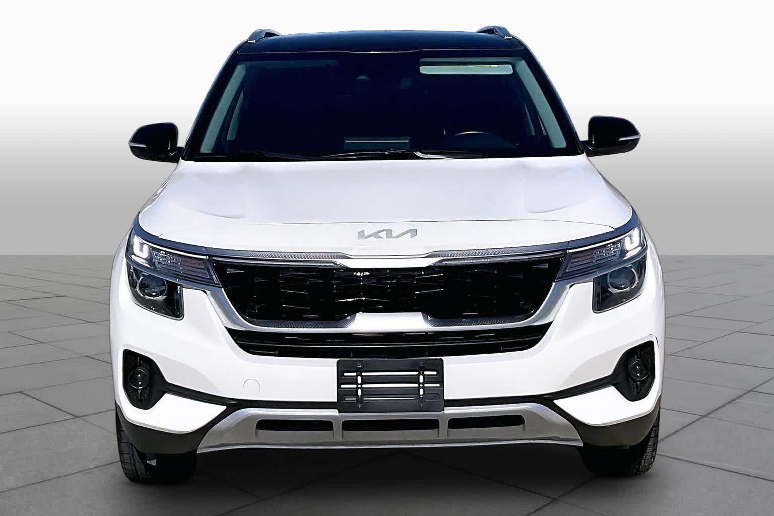 Used 2022 Kia Seltos S FWD image 4