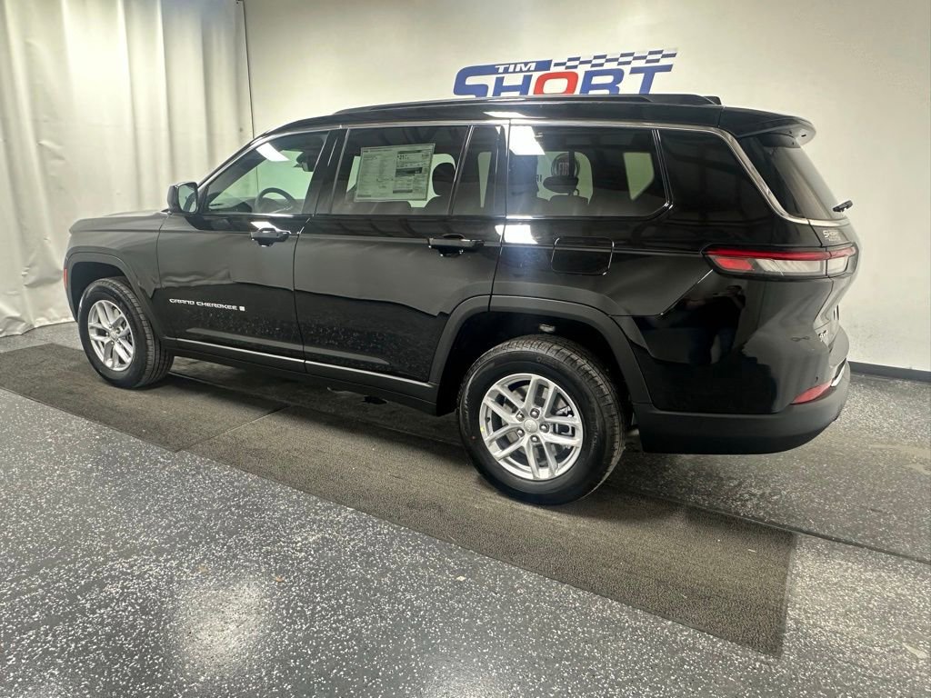 New 2025 Jeep Grand Cherokee L Laredo image 3