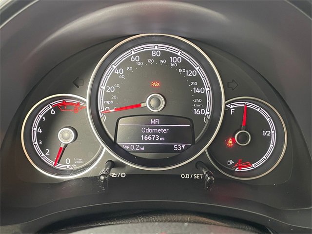 Used 2018 Volkswagen Beetle 2.0T S image 5