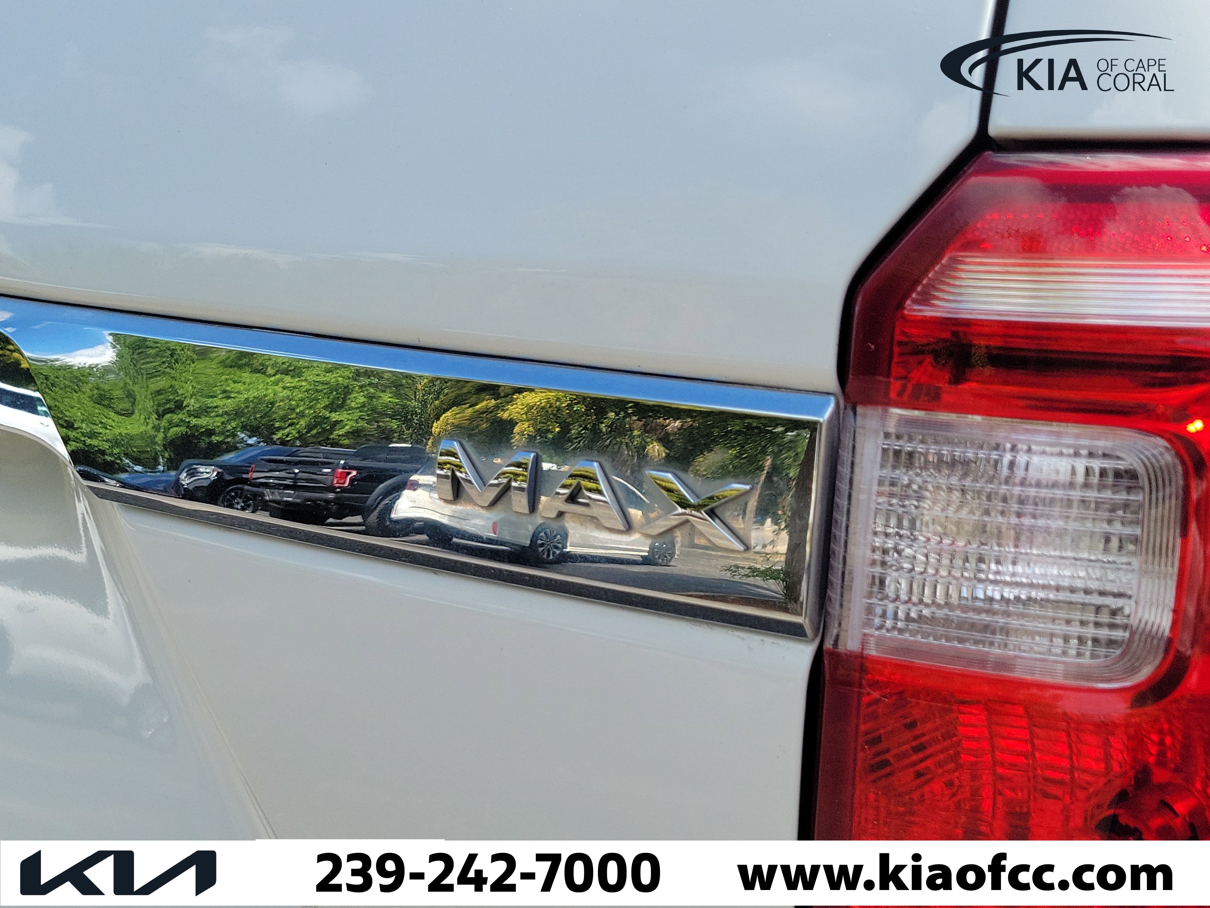 Used 2020 Ford Expedition Max XLT w/ Equipment Group 202A RWD image 10