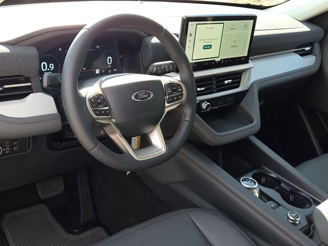 New 2026 Ford Explorer Active w/ Active Comfort Package RWD image 16