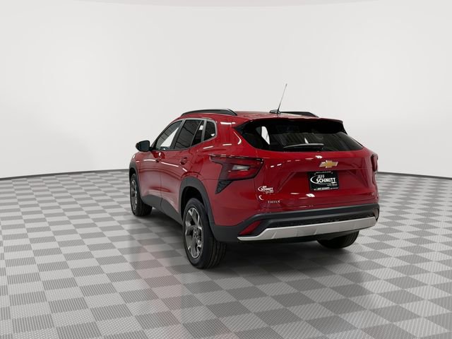 New 2026 Chevrolet Trax LT w/ Driver Confidence Package FWD image 8