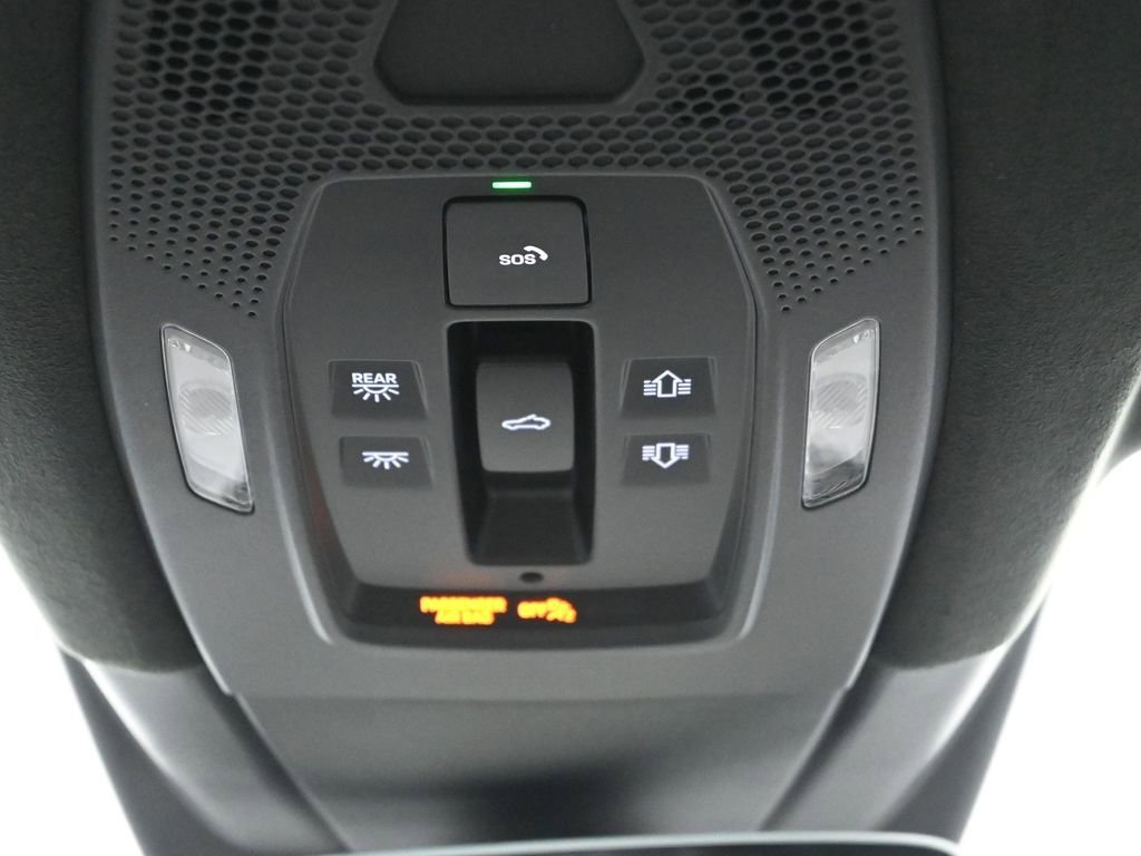 New 2026 Porsche Cayenne GTS image 25