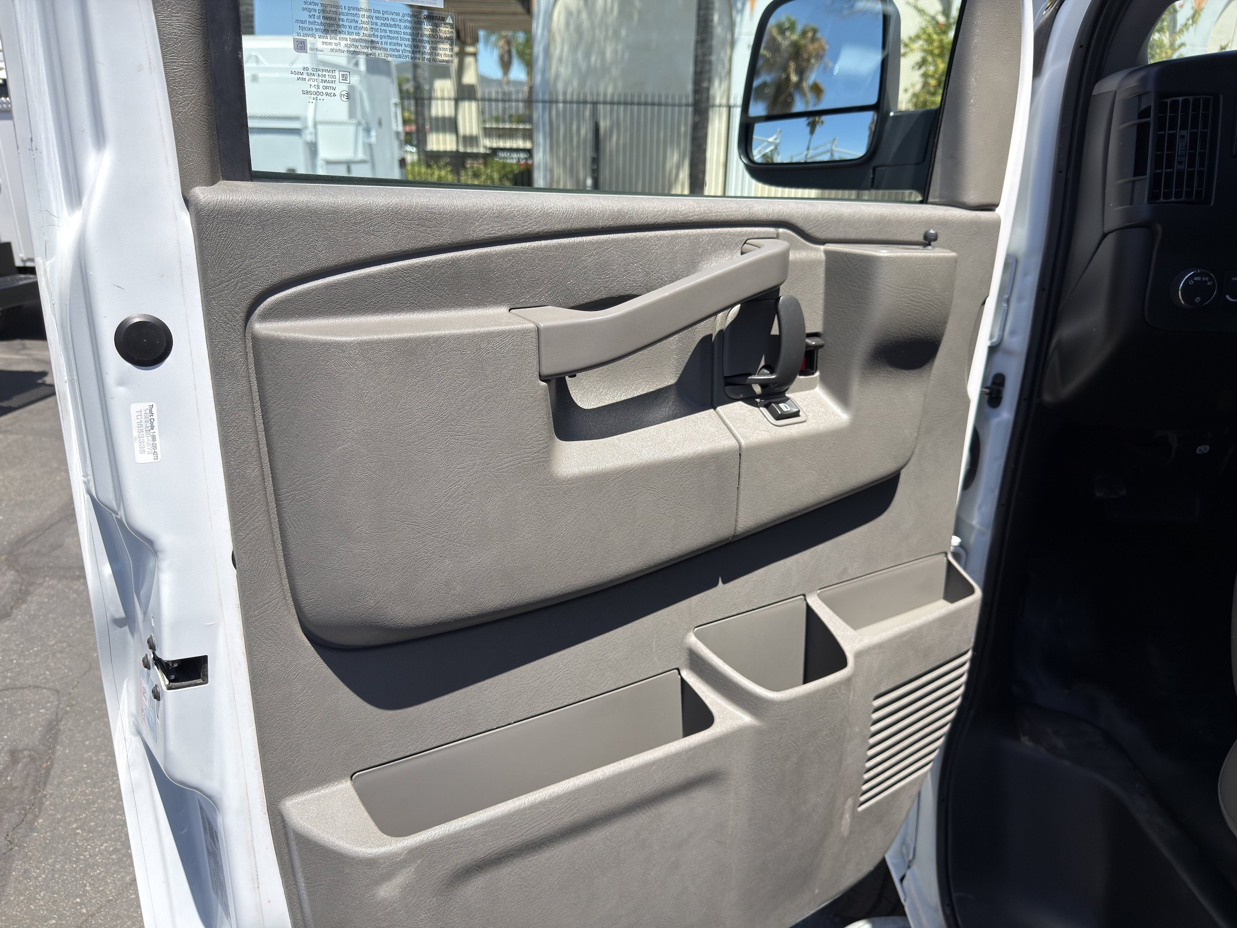 Used 2024 Chevrolet Express 2500 w/ Driver Convenience Package RWD image 25