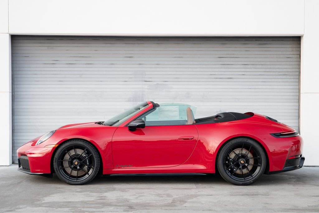 New 2026 Porsche 911 Carrera GTS RWD image 2
