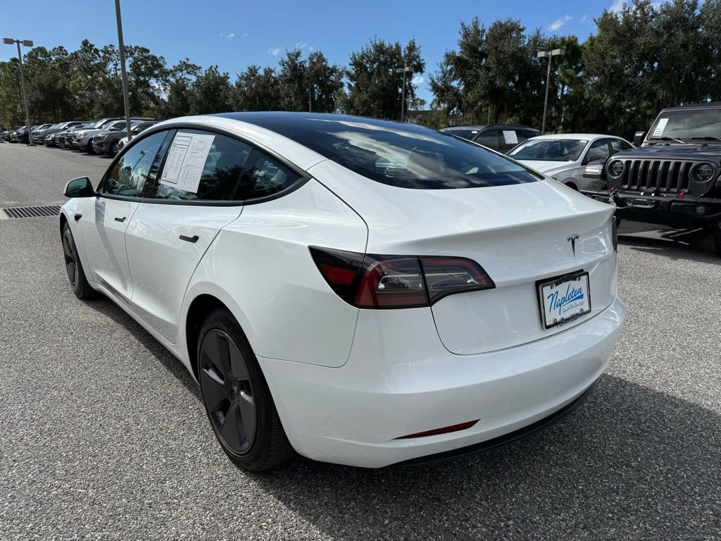 Used 2023 Tesla Model 3 Standard Range image 12