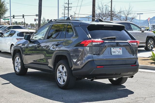 Used 2021 Toyota RAV4 XLE image 7