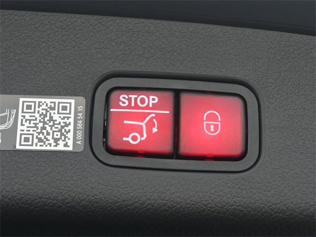 New 2025 Mercedes-Benz GLC 300 image 24