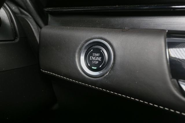 Used 2024 Cadillac Escalade ESV Sport Platinum w/ LPO, ONYX Package image 37