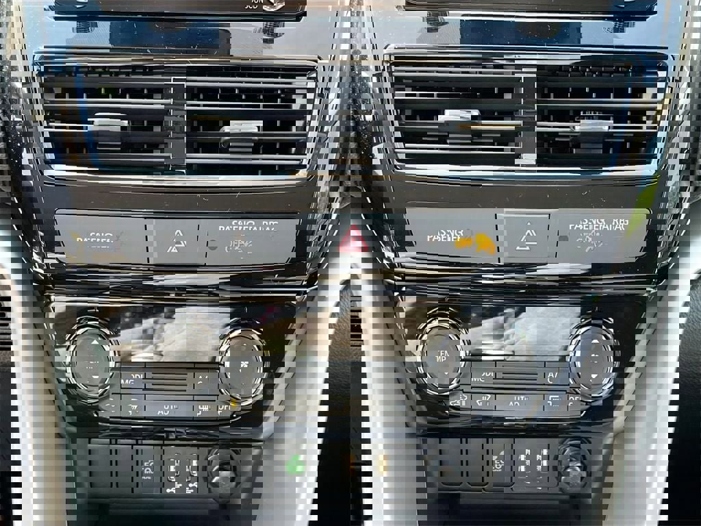 New 2026 Mitsubishi Eclipse Cross LE image 17