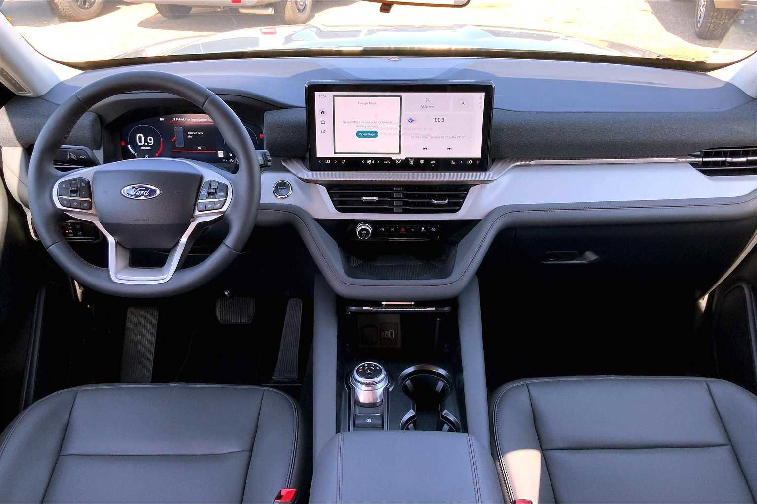 New 2025 Ford Explorer Active w/ Active Comfort Package image 5