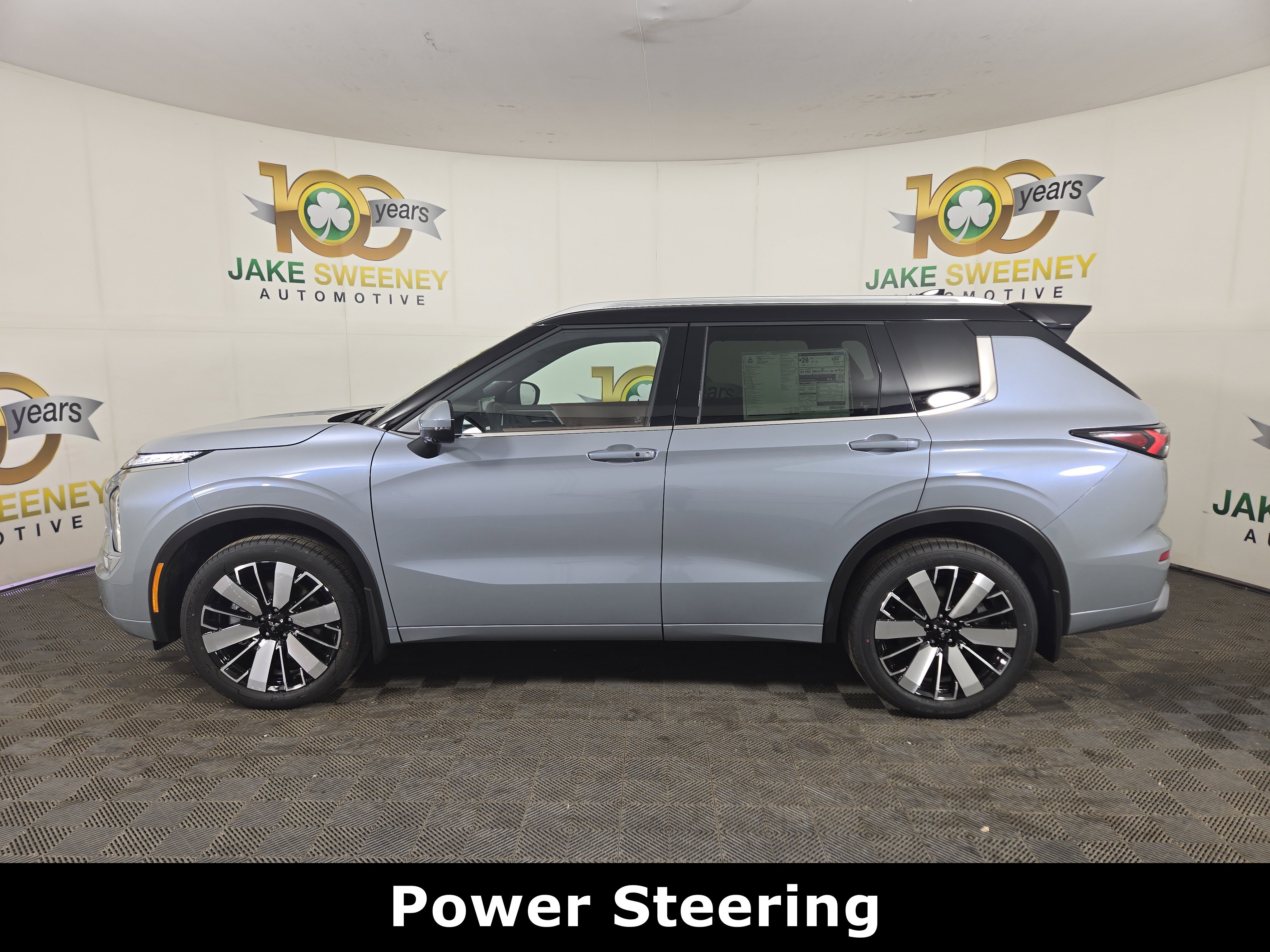 New 2026 Mitsubishi Outlander SEL image 4