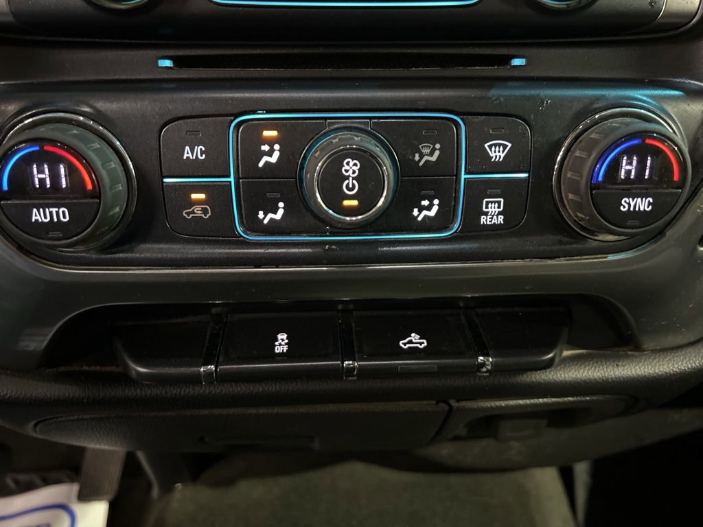 Used 2018 Chevrolet Silverado 1500 LT w/ All Star Edition image 25