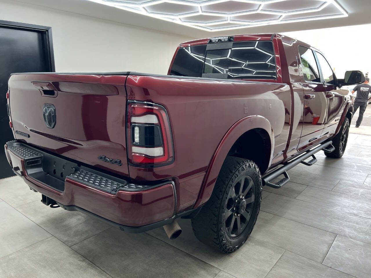 Used 2020 RAM 2500 Laramie w/ Night Edition image 5
