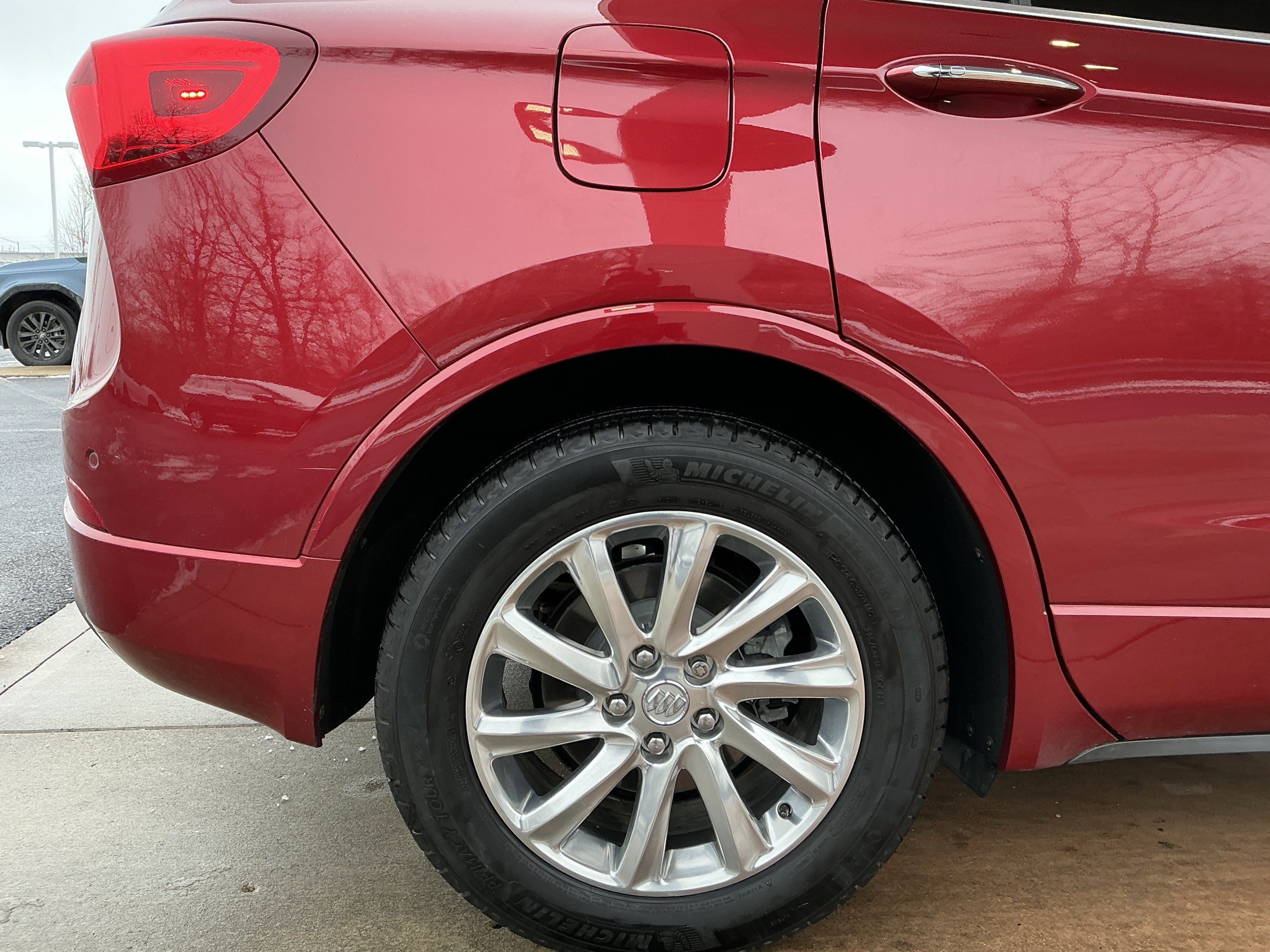 Used 2019 Buick Envision Essence image 23