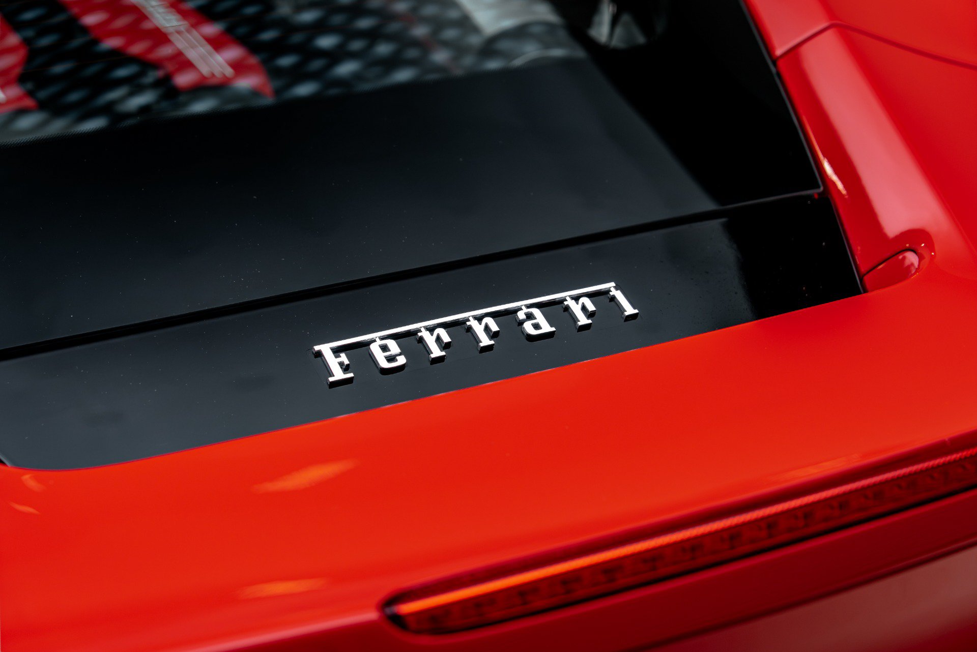 Used 2018 Ferrari 488 GTB RWD image 29