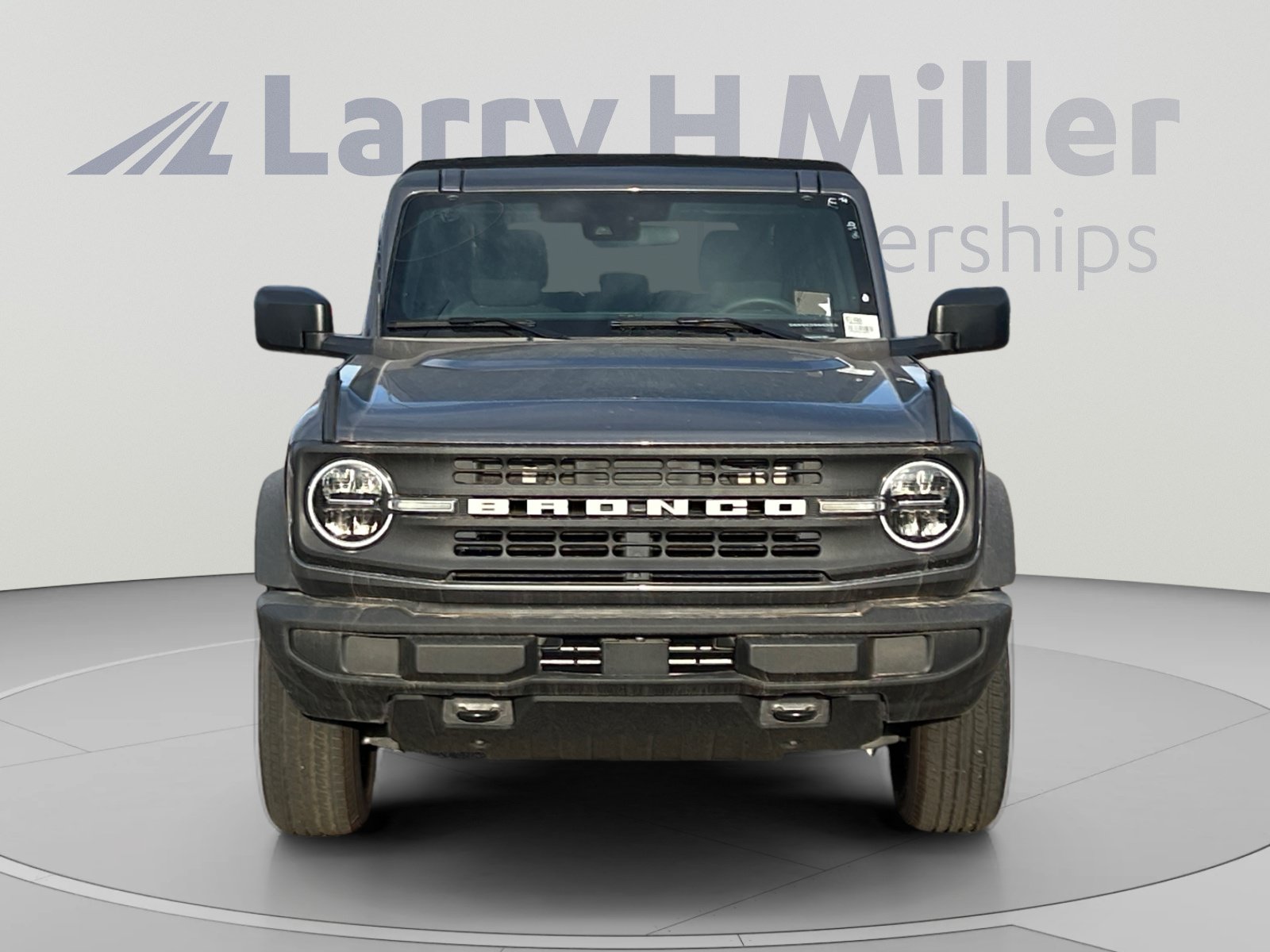 New 2025 Ford Bronco 4-Door AWD/4WD image 8