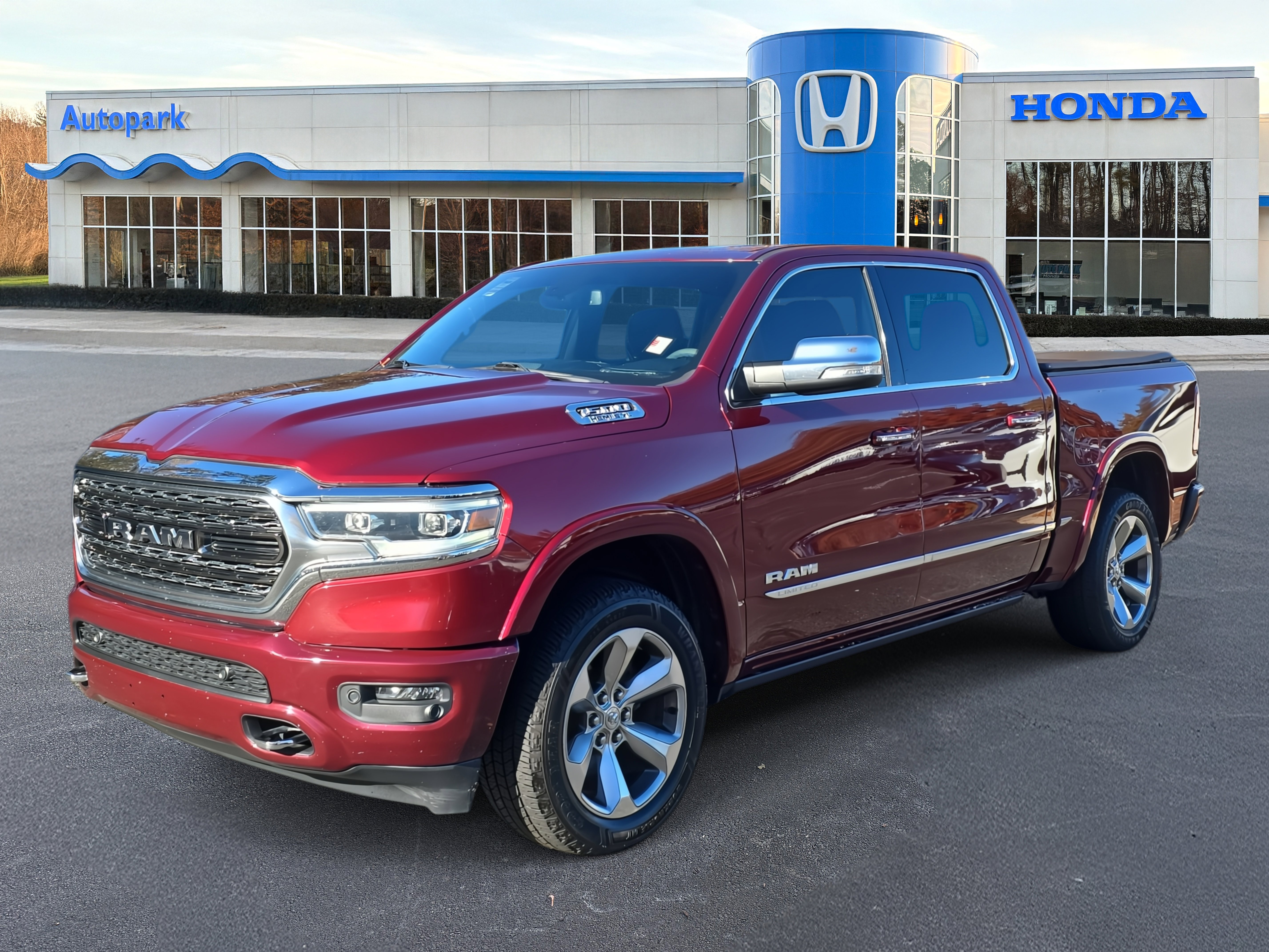Used 2020 RAM 1500 Limited w/ Body Color Bumper Group image 1