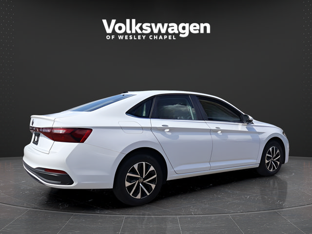 Certified 2025 Volkswagen Jetta S FWD image 7