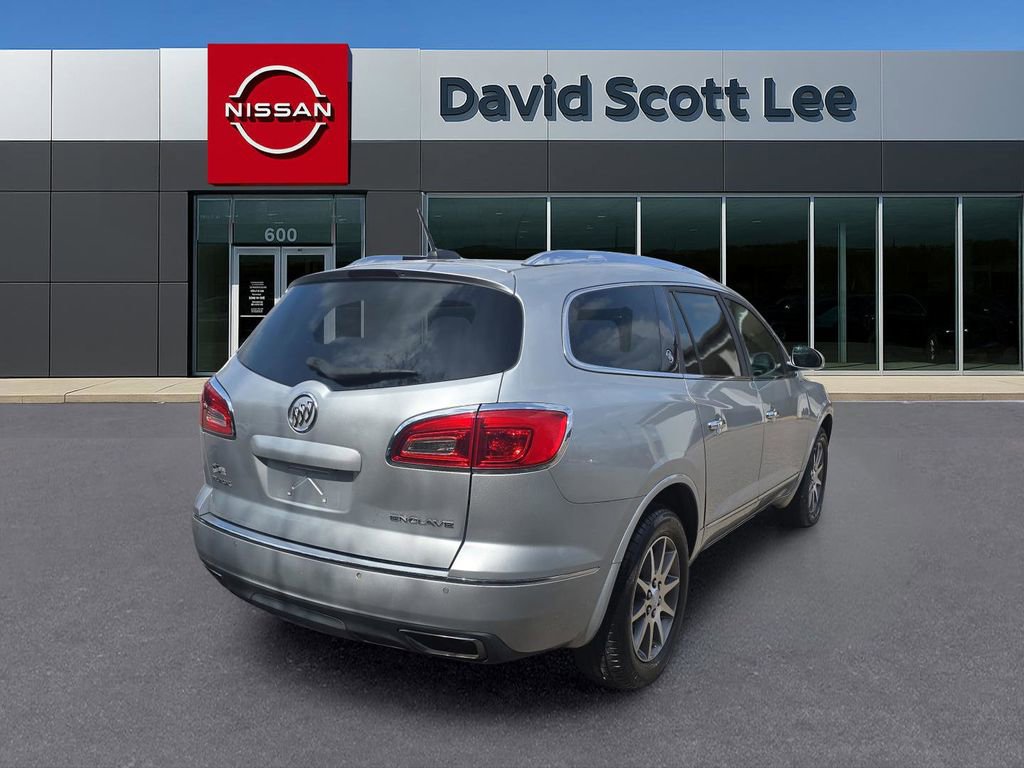 Used 2017 Buick Enclave Leather FWD image 6