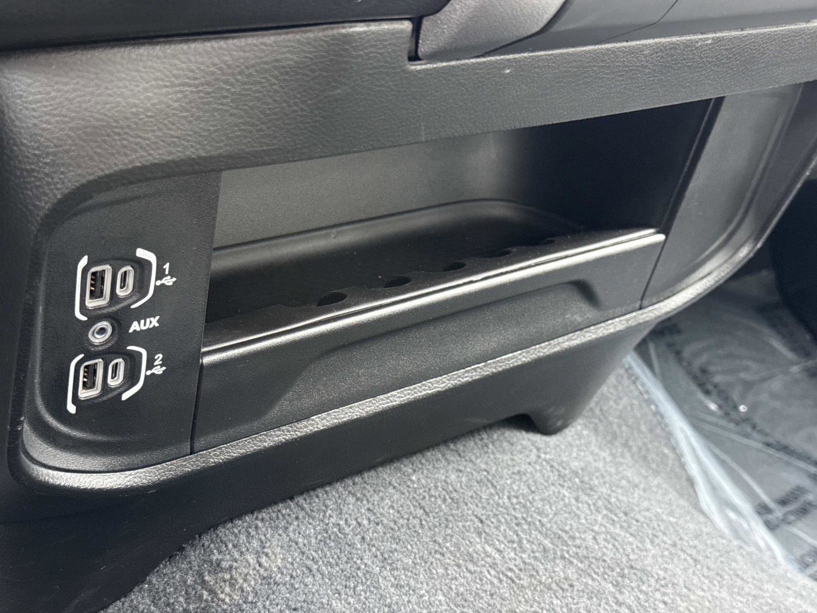 Used 2024 RAM 2500 Big Horn w/ Bed Utility Group image 6